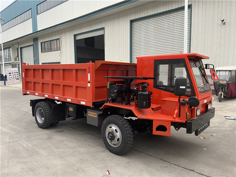 礦用自卸車(chē)廠家